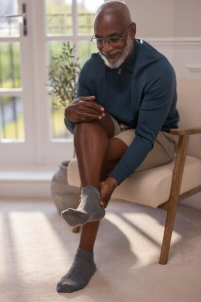 Mens 3 Pair IOMI FootNurse Gentle Grip Diabetic Cotton Trainer Socks